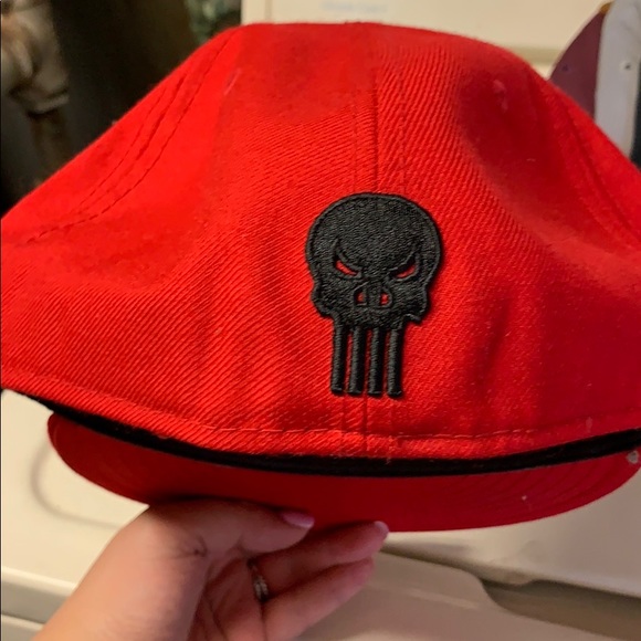 Hat - Picture 2 of 3